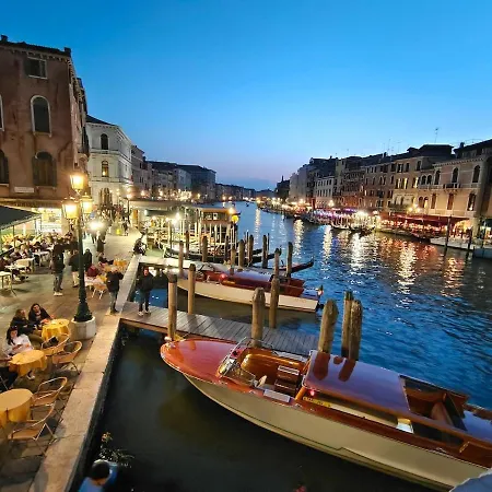 Rialto Elegant Hideaway Near St Mark's Square * Venecia