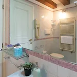 Rialto Elegant Hideaway Near St Mark's Square *
