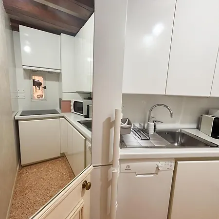 דירה Rialto Elegant Hideaway Near St Mark's Square *