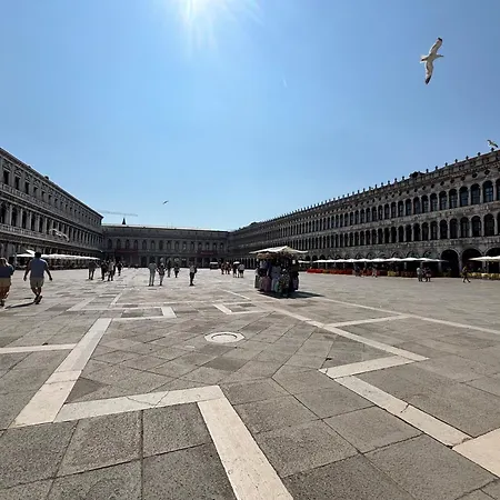 Appartement Rialto Elegant Hideaway Near St Mark's Square Venise