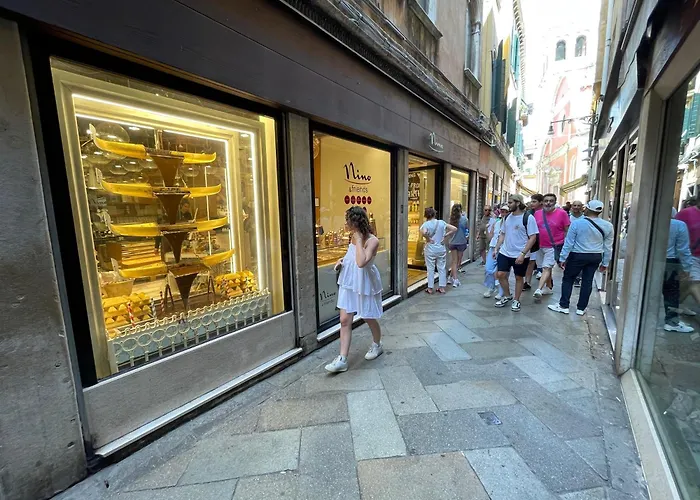 Apartment Rialto Elegant Hideaway Near St Mark's Square