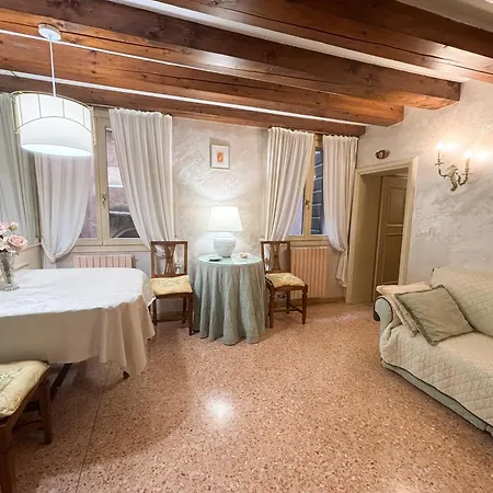 Appartement Rialto Elegant Hideaway Near St Mark's Square