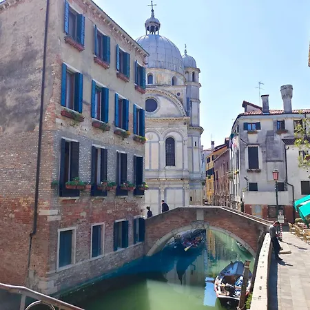 Rialto Elegant Hideaway Near St Mark's Square Apartamento Veneza