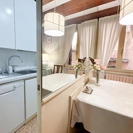 아파트 Rialto Elegant Hideaway Near St Mark's Square 베니스